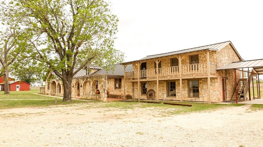 Giddy Up Pardner! This Hill Country Ponderosa embraces you as - photo 21