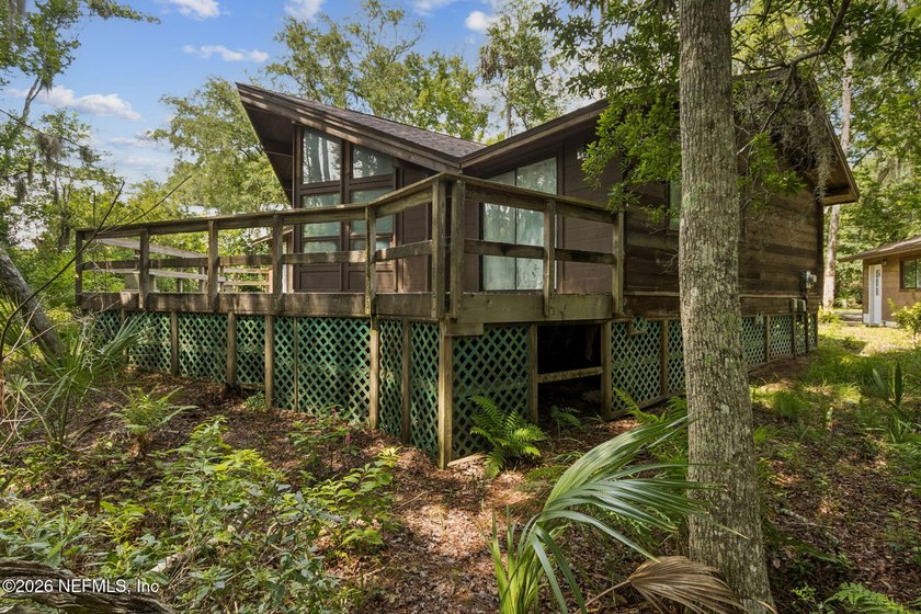 Old Florida at its finest! This home is located on a highly - photo 29