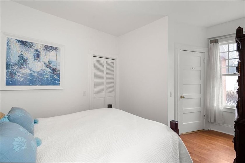 Located in one of Newport's most desirable and walkable - photo 8