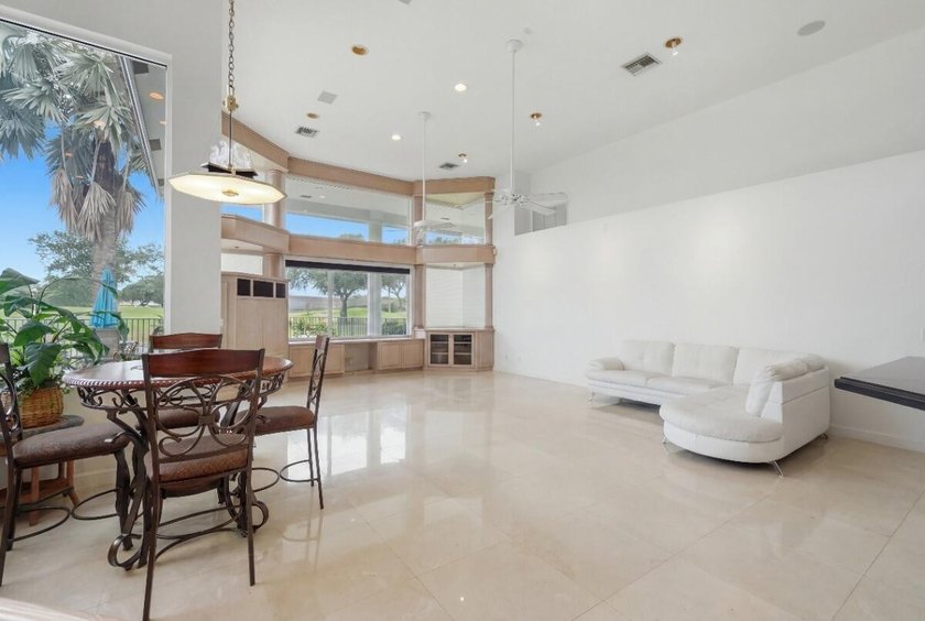 Discover comfortable living in this spacious five-bedroom, 4 - photo 17
