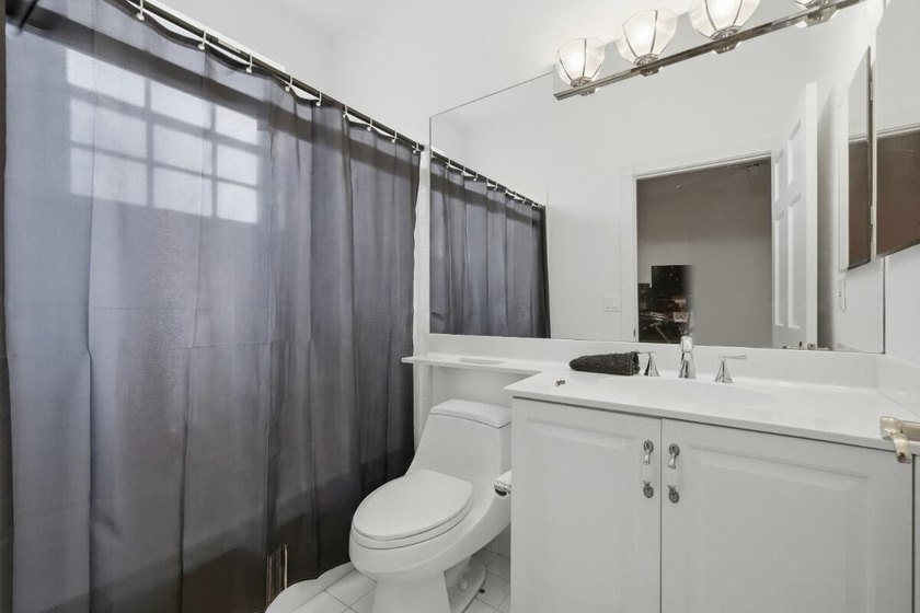 Discover comfortable living in this spacious five-bedroom, 4 - photo 39