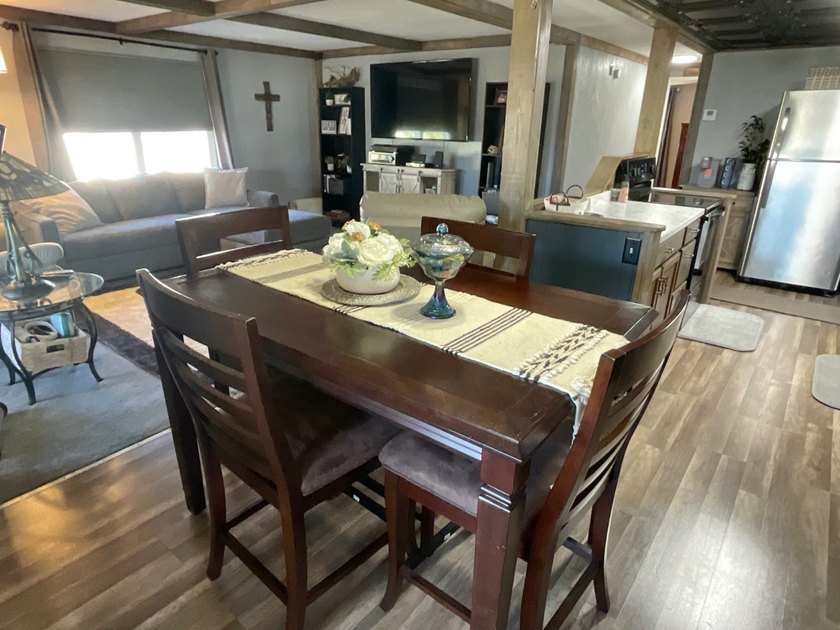 Your search is over! Welcome to this beautifully decorated - photo 23