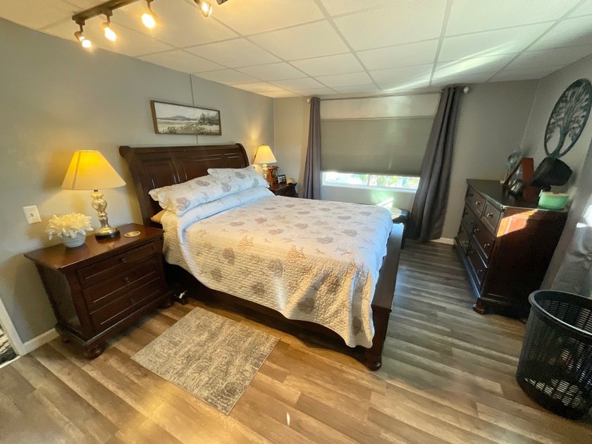 Your search is over! Welcome to this beautifully decorated - photo 40