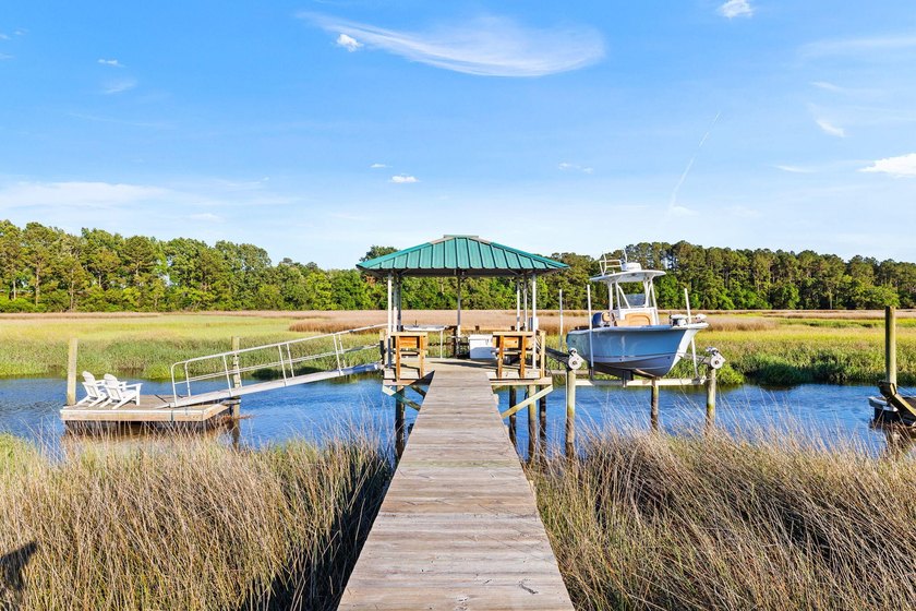 Experience the pinnacle of Lowcountry living at 1635 Bull Creek - photo 4