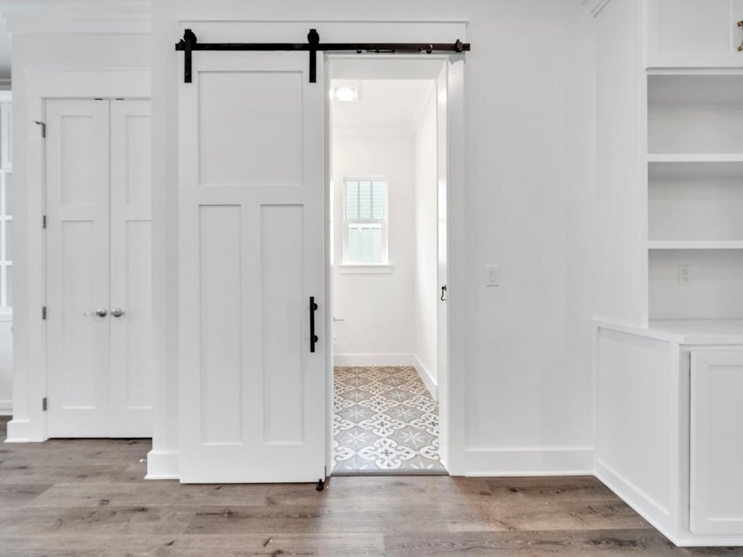 PRICE IMPROVEMENT! Exquisitely designed, 4 Bed, 3 1/2 half bath - photo 36