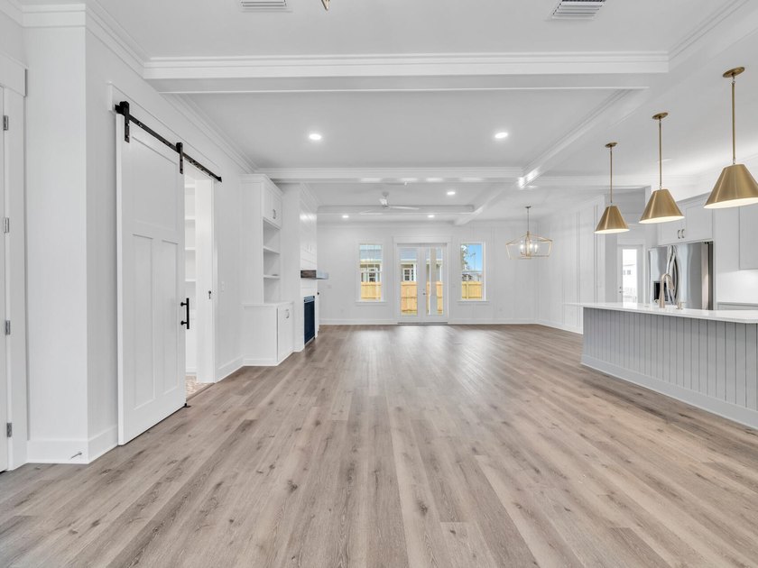 PRICE IMPROVEMENT! Exquisitely designed, 4 Bed, 3 1/2 half bath - photo 47