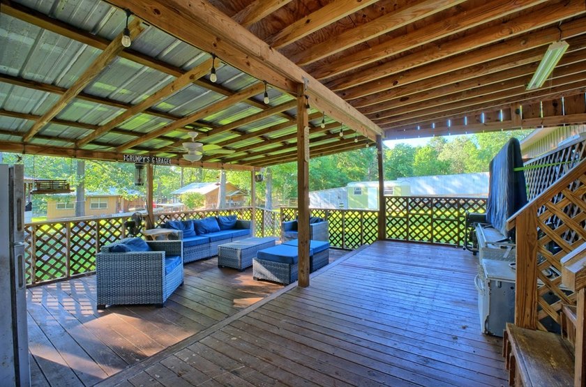 Affordable Lake Area Living with Room to Roam! This affordable 3 - photo 9