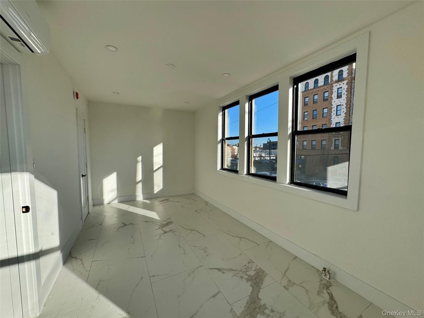 Rarely does a trophy mixed-use asset of this caliber surface in - photo 10