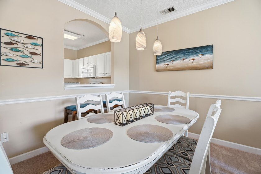 Live Where Every Day Feels Like a Vacation! Fully furnished and - photo 9