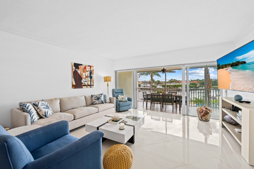 Enjoy spectacular views of the Hillsboro River and Royal - photo 8