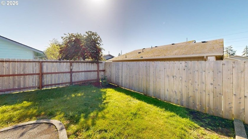 Three bedrooms and a spacious two-level layout set the tone for - photo 32