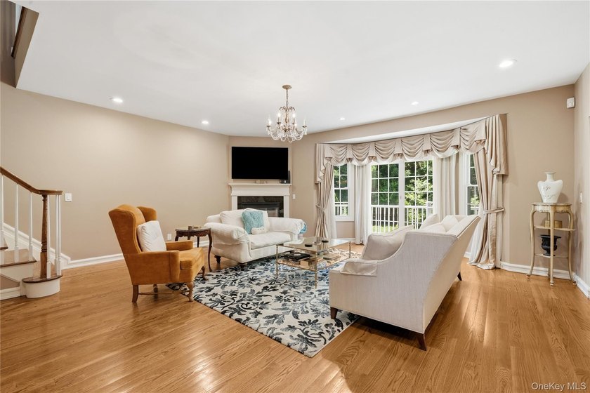 Luxury, privacy and low-maintenance living come together in this - photo 3