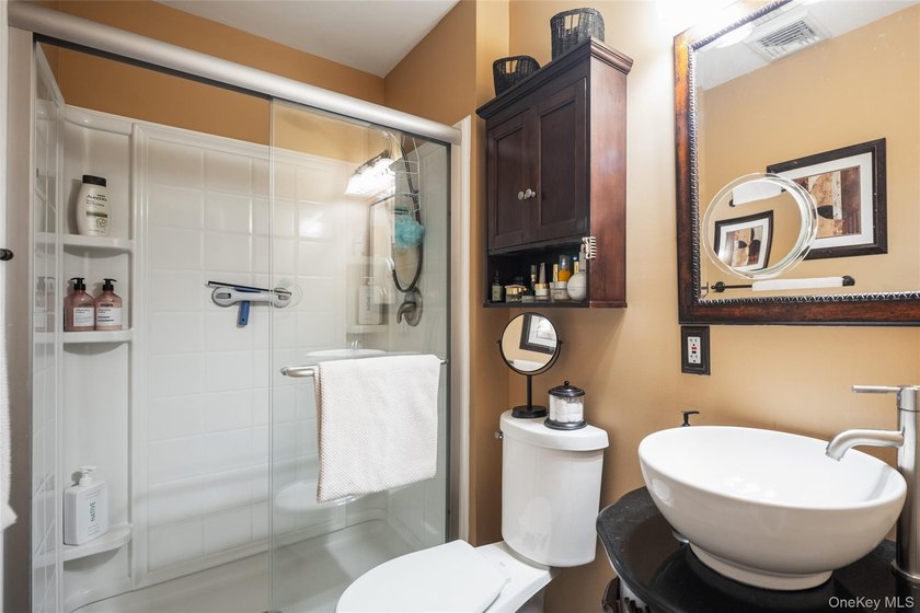 Welcome home to this immaculate and move in ready ranch home in - photo 13