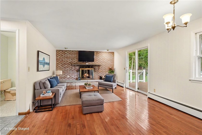 With fresh cosmetic updates throughout, 25 Gayla Dr reflects the - photo 16
