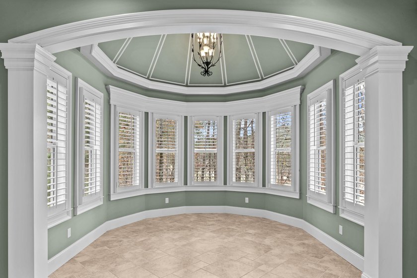EXQUISITE CASTLE-LIKE ESTATE WITH SUNNING GOLF COURSE VIEWS ! - photo 21