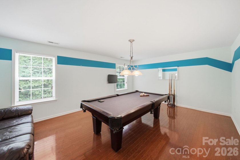 Welcome home to this beautifully maintained 4 bedroom, 2.5 - photo 26