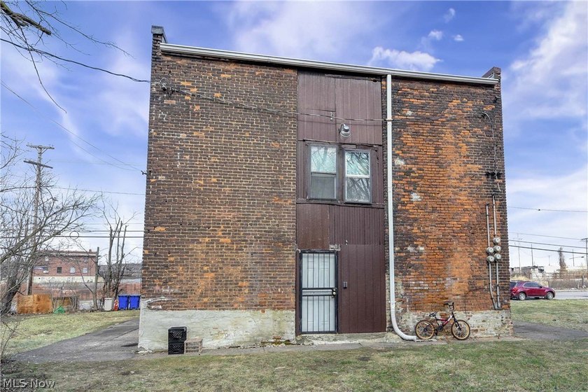 Investor Opportunity, Strong Cash Flow, Major Capital - photo 31