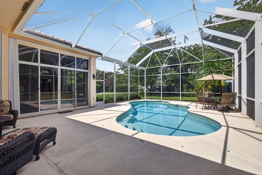 Welcome to this thoughtfully designed four-bedroom, three-bath - photo 37