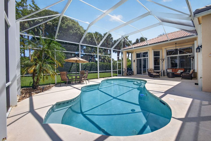 Welcome to this thoughtfully designed four-bedroom, three-bath - photo 39