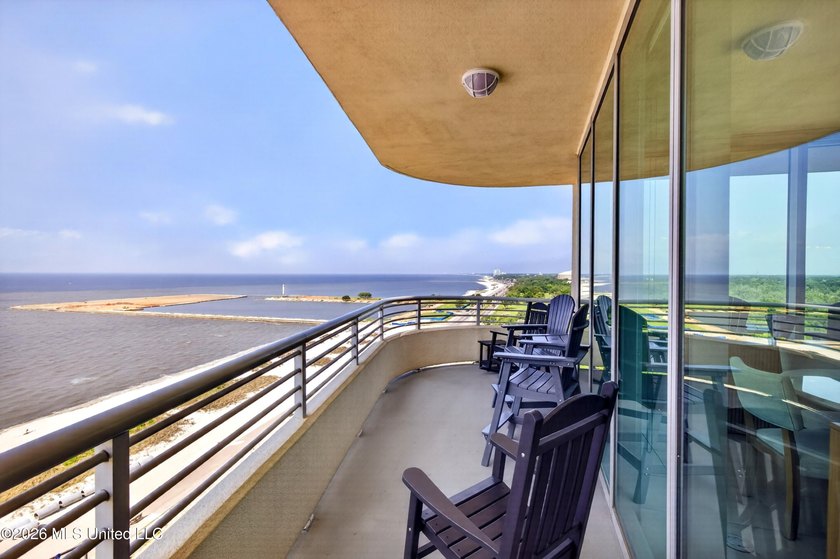 Experience spectacular Gulf views from this 10th-floor corner - photo 23