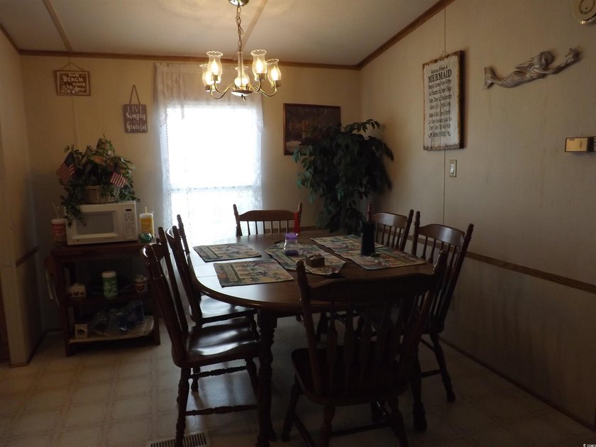 Come and check this manufactured home out with a lot going for - photo 10