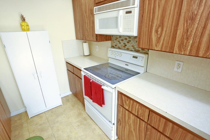 Discover an excellent value opportunity in a desirable Location - photo 11