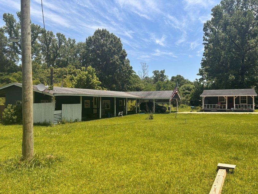 Investors take a look! This income producing property is - photo 6