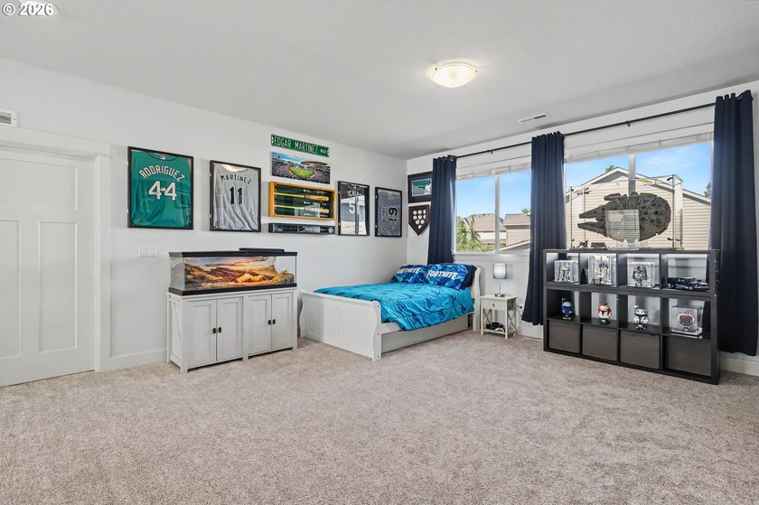 Welcome to your Dream Multi-Generational Home! This Exquisite - photo 23