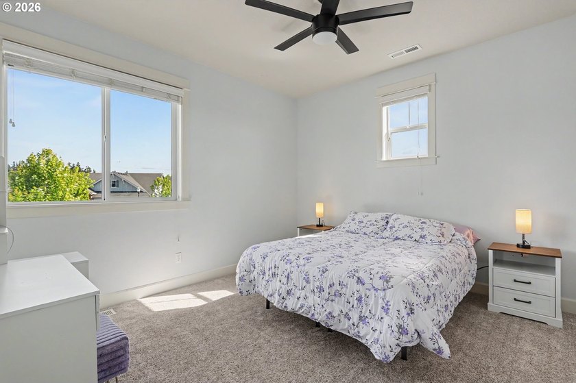 Welcome to your Dream Multi-Generational Home! This Exquisite - photo 25