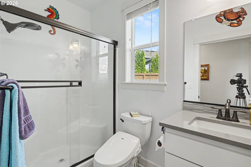 Welcome to your Dream Multi-Generational Home! This Exquisite - photo 37