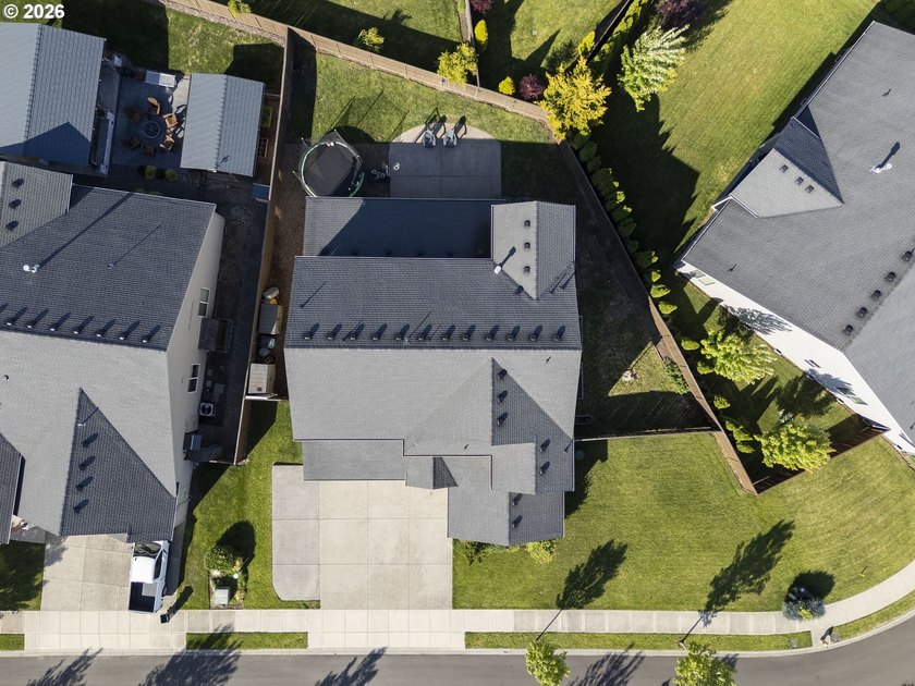 Welcome to your Dream Multi-Generational Home! This Exquisite - photo 43