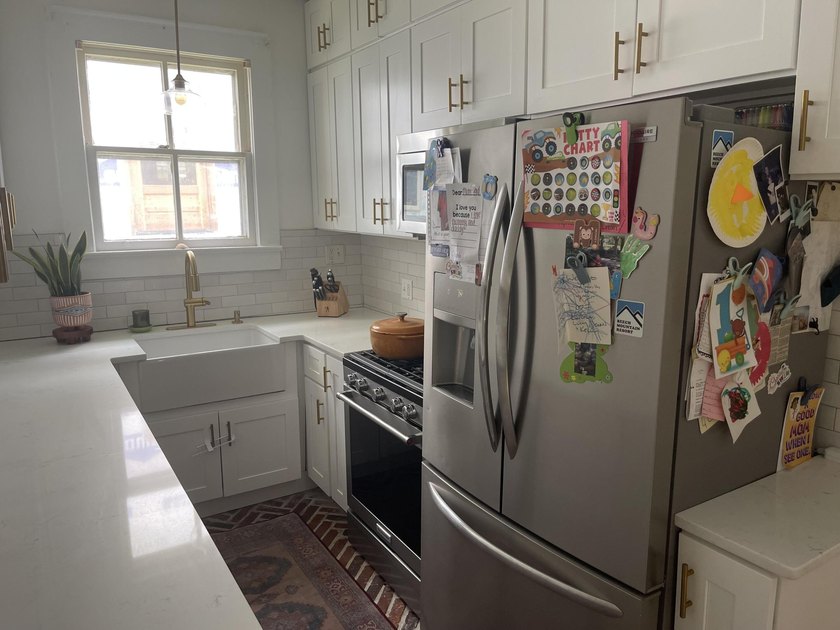 Welcome to this charming home located in the heart of Charleston - photo 7