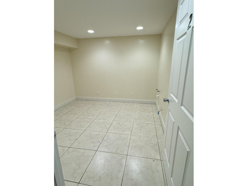 This 4,691 +/- SQFT FREESTANDING office space is the ideal - photo 2