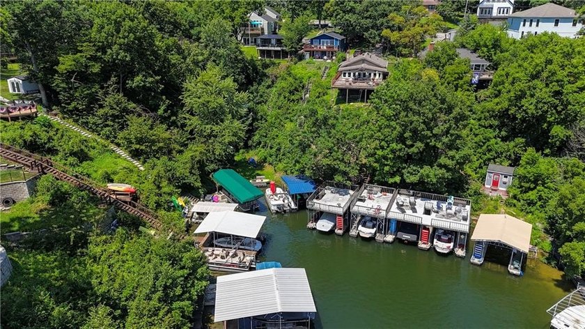 Completely renovated from top to bottom, this beautifully - photo 36