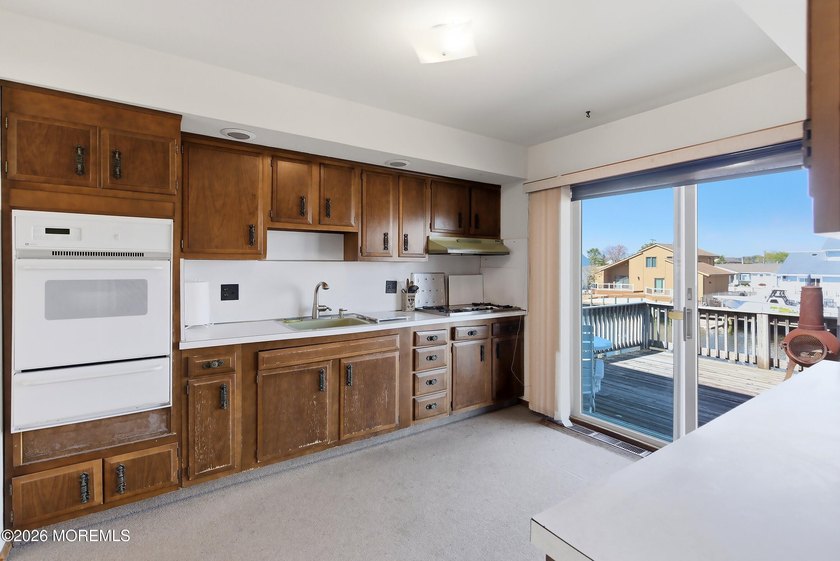 Welcome to 616 Baron! This is the perfect set-up for a two - photo 9