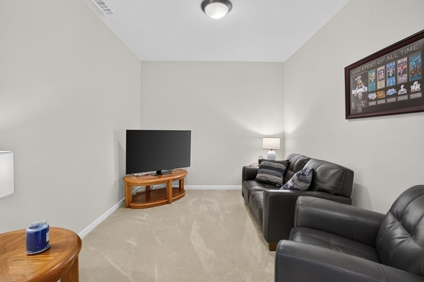 Enjoy carefree living in this desirable 62+ community! This - photo 14
