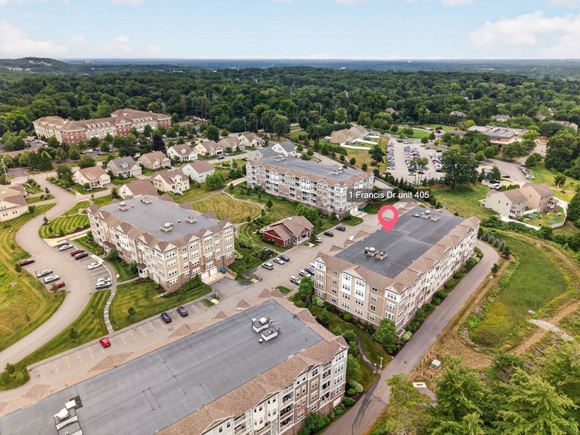 Enjoy carefree living in this desirable 62+ community! This - photo 33