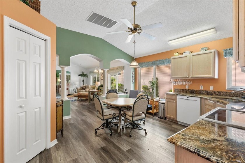STUCCO COURTYARD VILL ON GOLF COURSE 2-bed 2-bath with a - photo 7