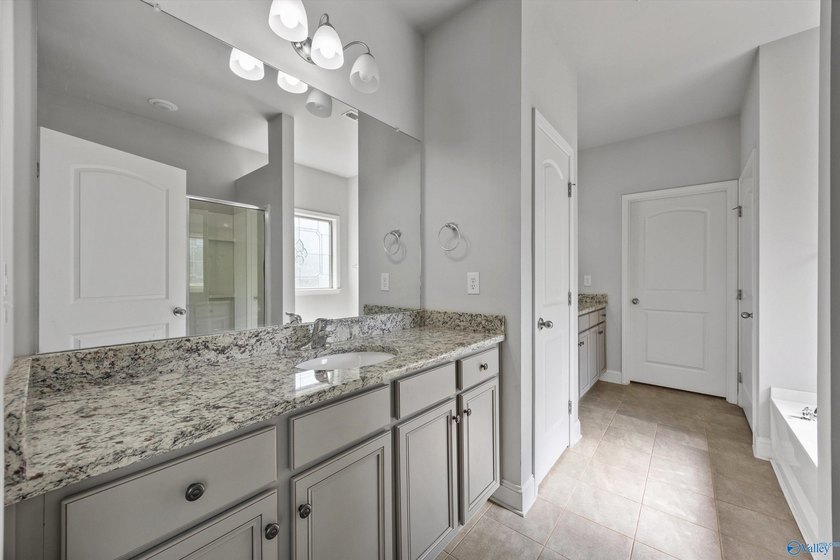 Luxury Living in Lake Forest! Lake Forest features waterfall - photo 10