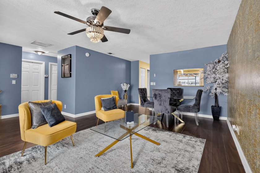 pack your bags and moving into this cozy 4 bedroom 2 bath with - photo 11
