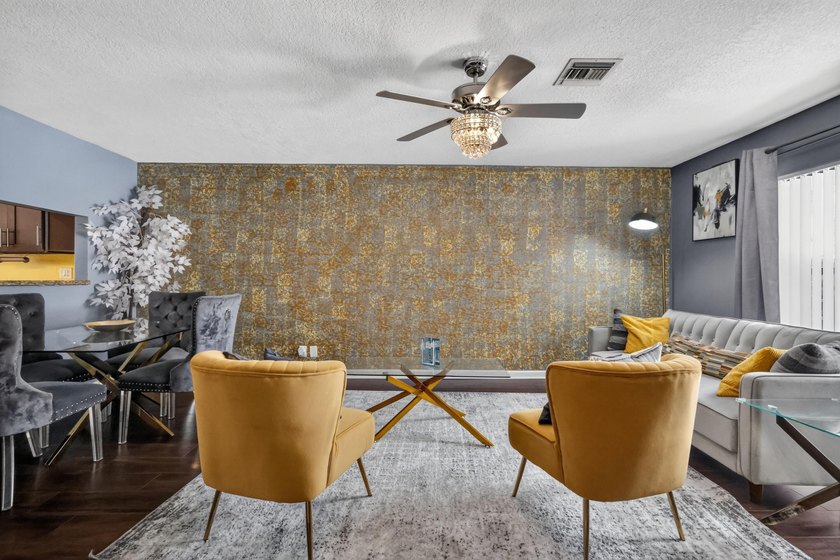 pack your bags and moving into this cozy 4 bedroom 2 bath with - photo 12