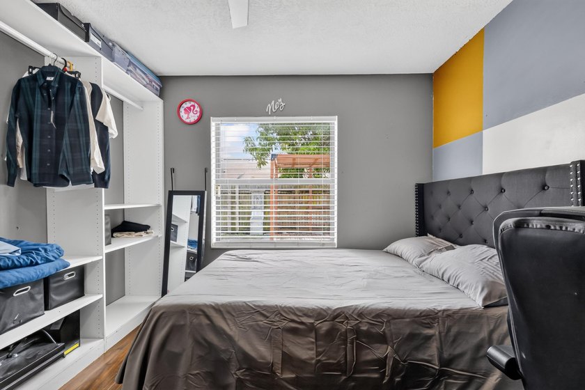 pack your bags and moving into this cozy 4 bedroom 2 bath with - photo 21