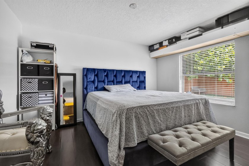 pack your bags and moving into this cozy 4 bedroom 2 bath with - photo 24