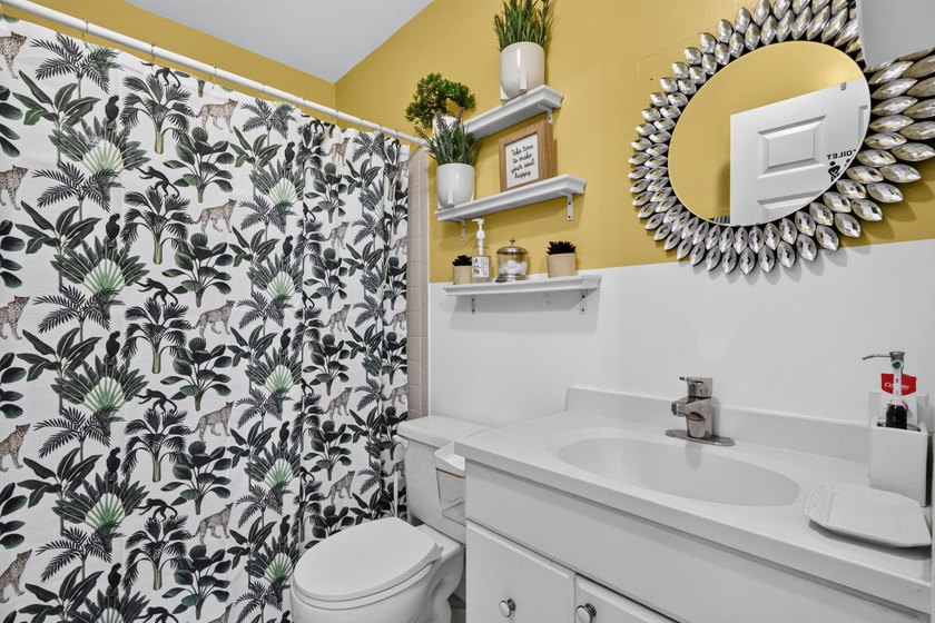 pack your bags and moving into this cozy 4 bedroom 2 bath with - photo 25