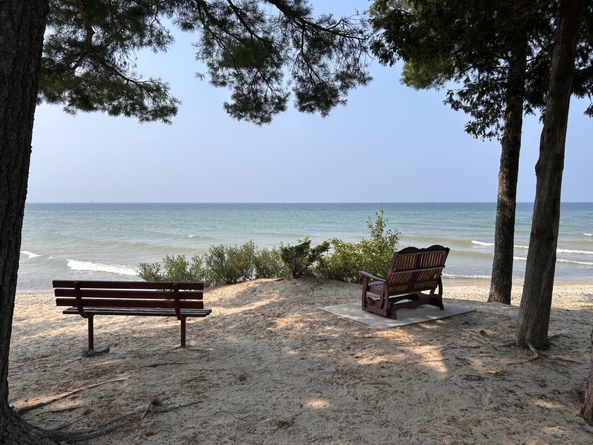 Start enjoying this Up North getaway just steps from the shores - photo 36