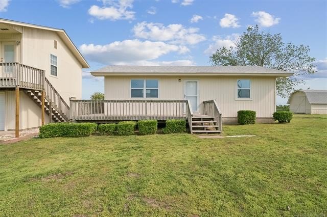 Charming 2-bedroom, 2-bath home set on nearly 2.5 peaceful acres - photo 2