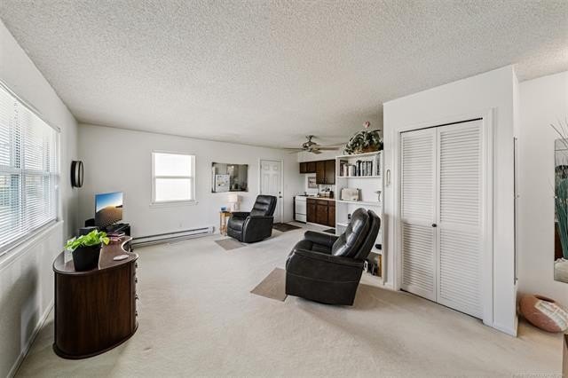 Charming 2-bedroom, 2-bath home set on nearly 2.5 peaceful acres - photo 6
