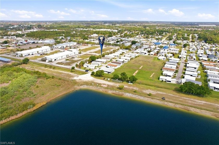 Welcome to your slice of Florida paradise in sought-after - photo 2