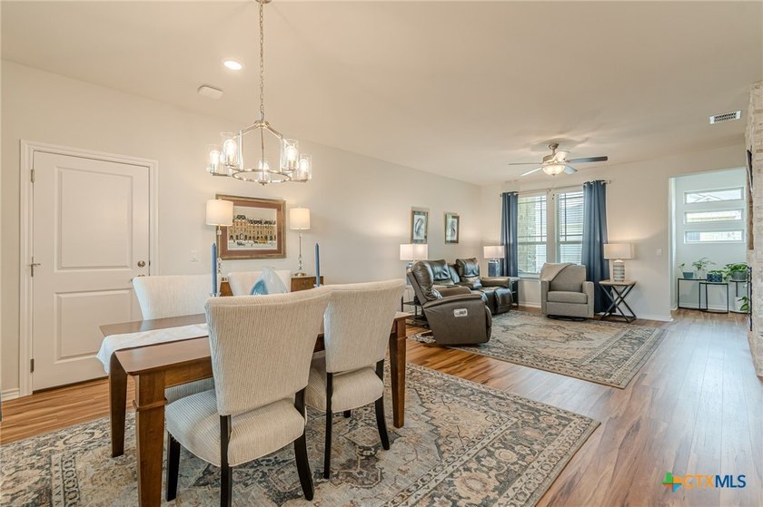 This exceptional cottage is truly better than new and shows like - photo 8