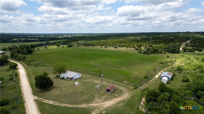 Just east of Evant in Hamilton County, this beautiful 286 - photo 6